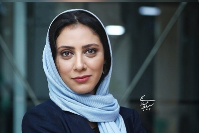 پافر چرم و کوتاه مونا فرجاد همه رو مبهوت کرد 😎