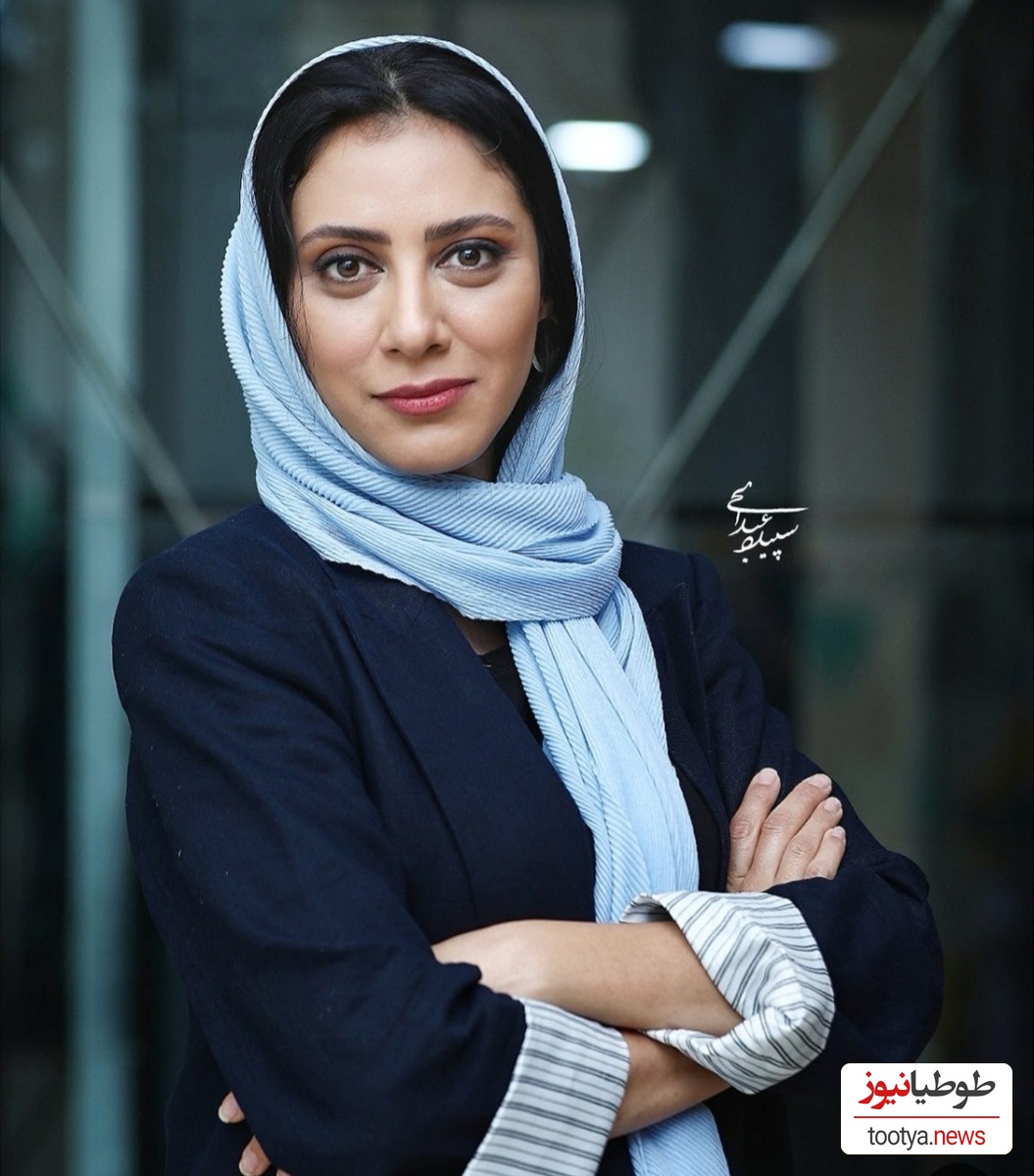 پافر چرم و کوتاه مونا فرجاد همه رو مبهوت کرد 😎