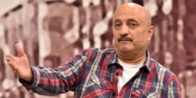 حرکات موزون مسعود روشن‌پژوه پس از صعود ایران به جام جهانی در آنتن زنده شبکه 3 از زبان خودش!+فیلم