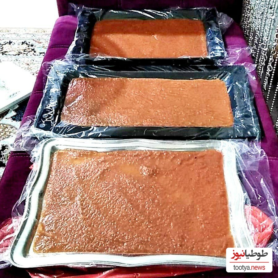 (عکس) دراز ترین لواشک دنیا خلاقیت خنده دار یک مادر ایرانی!/ خشک کردن لواشک به شیوه ی قالیشویی ها | انگار فرش شسته پهن کرده😂