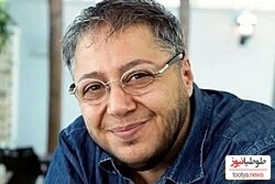 (ویدئو) نگاهی به چیدمان بی عیب و نقص و پر و پیمون کتابخانه منزل مجردی مازیار لرستانی؛ بعضی کتابا واقعا قیمتی و کمیابن! / سماور چی میگه اون وسط؟!