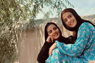 استایل خاص شبنم قربانی با شلوار خمره‌ای در کنار دوستانش شکار شد؛ خانم بازیگر چه وست رنگانگی هم پوشیده+تصاویر