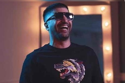 دانلود آهنگ جدید یکی بود یکی نبود از زانیار خسروی/یکی بود یکی نبود زیر گنبد کبود اونکه عاشقش بودم اما عاشقم نبود😍👌