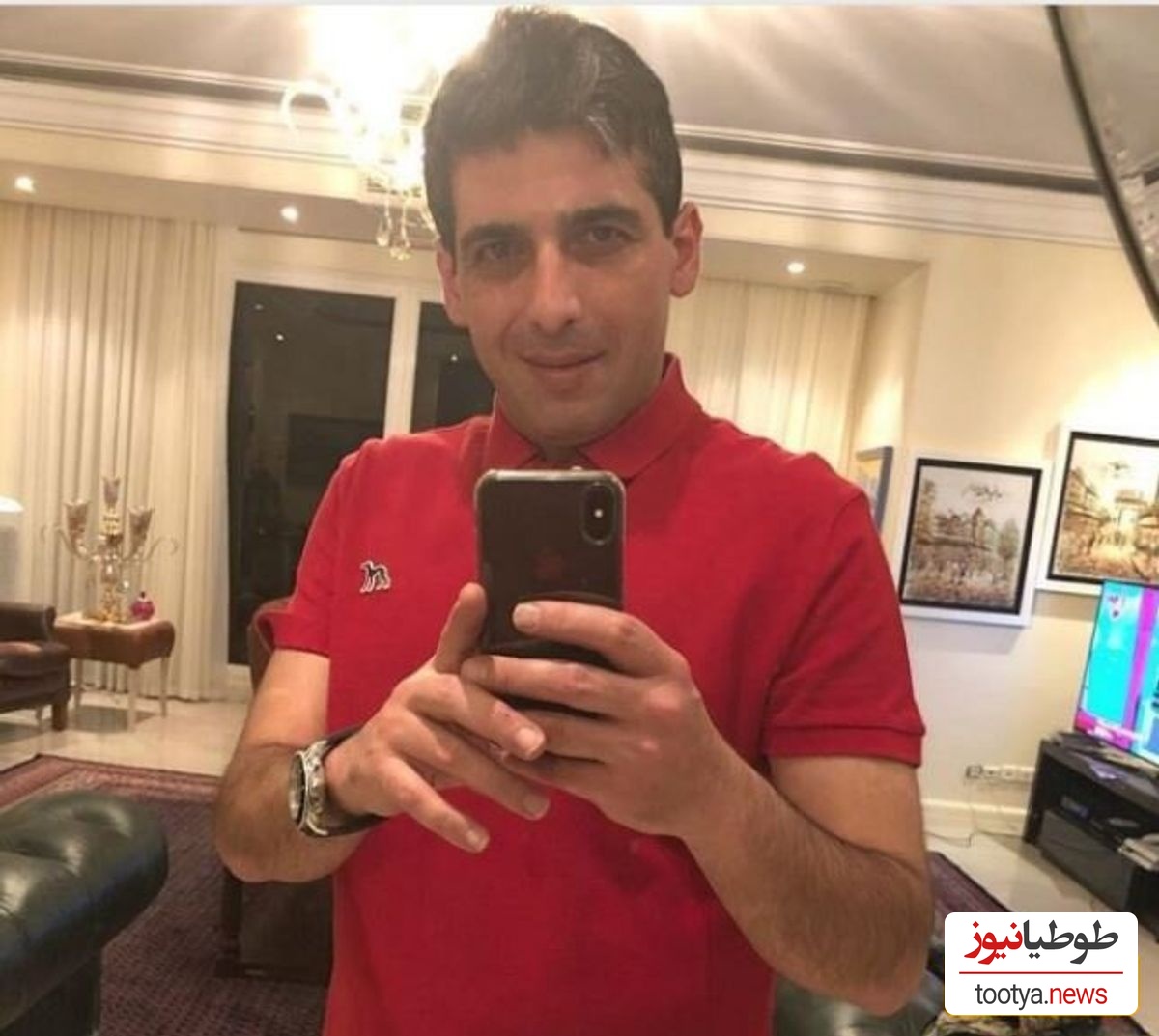 ویلای دوبلکس و زندگی شاهانه حمید گودرزی با معماری مینیمال و ستون های دفرمه در لواسان