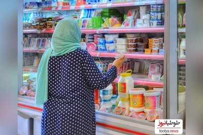 خلاقیت خنده دار بَقال ارومیه‌ای برای ترغیب مشتری به خرید حماسه آفرید/مرد حسابی با بچه چیکار داری آخه😂