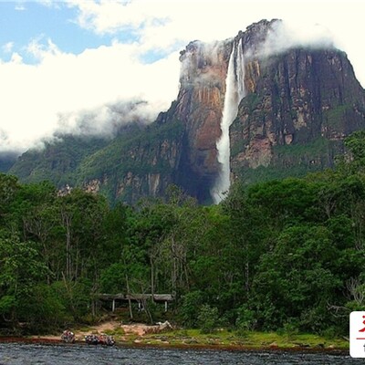 (ویدئو) آبشاری که از آسمان سرازیر می شود / بلندترین آبشار دنیا به نام اِنجل فال در پارک ملی کانایما، ونزوئلا