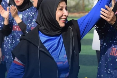 رونمایی از مرجانه گلچین به عنوان ستاره جدید فوتبال زنان ایران! درخشش تیم هنرمندان پیشکسوت با حضور فریبا طالبی، نگار نیکدل، حوریه مقدم، شیما حسن‌زاده و...+عکس