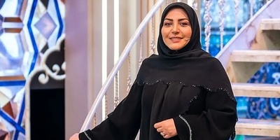 مهمانان ویژه مجری تلویزیون پرنده از آب درآمدند!/وقت گذرانی المیرا شریفی با طوطی‌های رنگارنگ در برنامه زنده +تصاویر