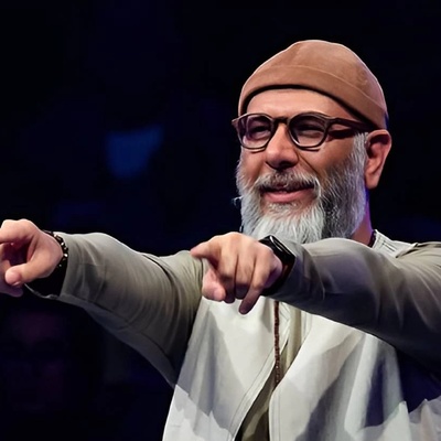 داستان کنکور دادن محمد بحرانی: علاقه ای به هیچ رشته ای نداشتم الکی رتبم شد 157 بیخودی رفتم دانشگاه تهران و الان با صدای بع بع نون درمیارم+فیلم