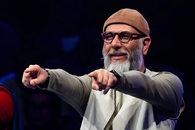 داستان کنکور دادن محمد بحرانی: علاقه ای به هیچ رشته ای نداشتم الکی رتبم شد 157 بیخودی رفتم دانشگاه تهران و الان با صدای بع بع نون درمیارم+فیلم