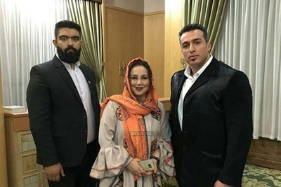 ضیافت افطار بهنوش بختیاری برای اهالی هنر؛ شبی که تمام چهره‌های محبوب دور یک سفره جمع شدند؛ بهرنگ علوی، مریم امیرجلالی و... +ویدیو و فیلم