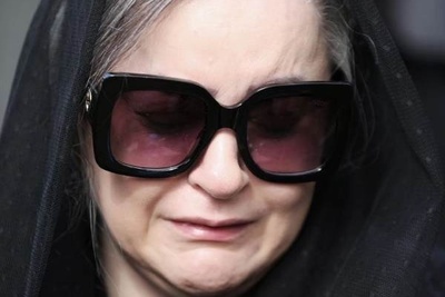 فیلم/واکنش احساسی نعیمه نظام‌دوست به شهادت مرزبان کشورمان که در سرمای کردستان یخ زد/ درود به شرف مرزبانان غیور کشور