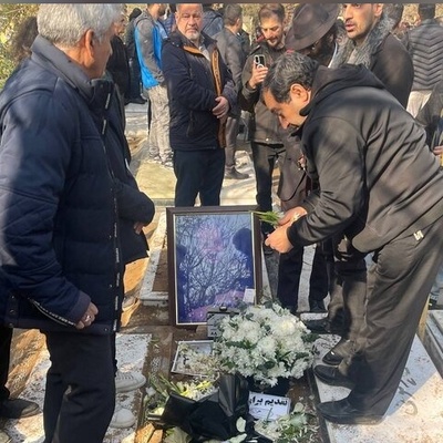 گزارش تصویری از مراسم خاکسپاری زنده یاد «سعید پیردوست» که خلوت برگزار شد/ نگاهی به خانه ابدی هنرمند کشورمان +عکس