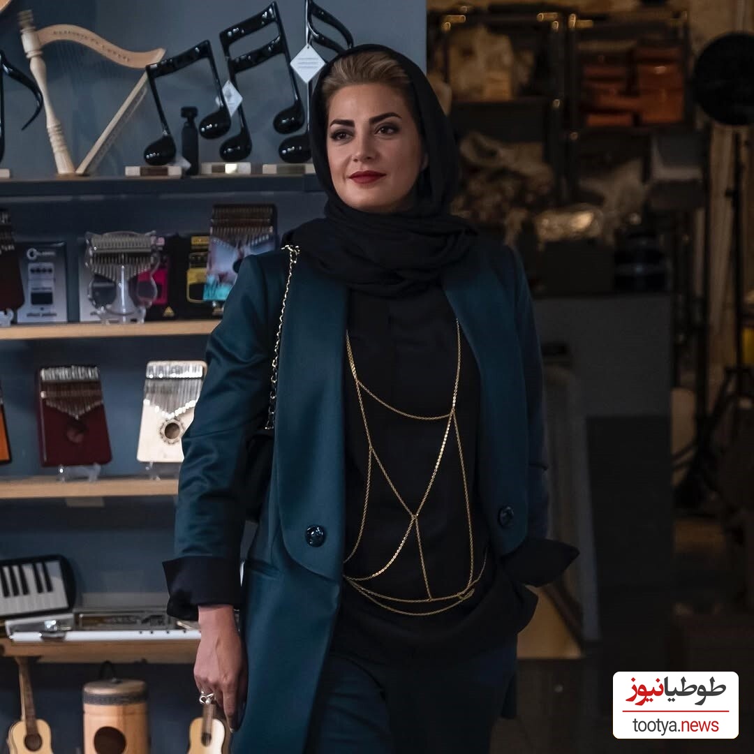 طناز طباطبایی