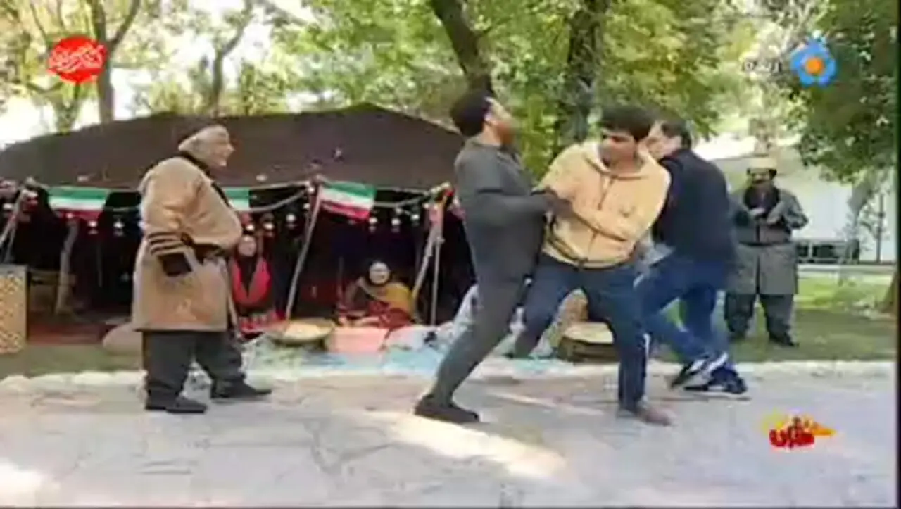 (ویدئو) مبارزه عجیب مجریان شبکه 5 سیما به روش خروس جنگی