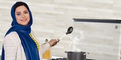 از لوستر، پرده و دیوارکوب‌های آینه تا مبلمان خوشرنگ در نگاهی به سلیقه کمند امیرسلیمانی برای چیدمان منزلش+ویدیو/ به خونه ایشون چند امتیاز میدین😍