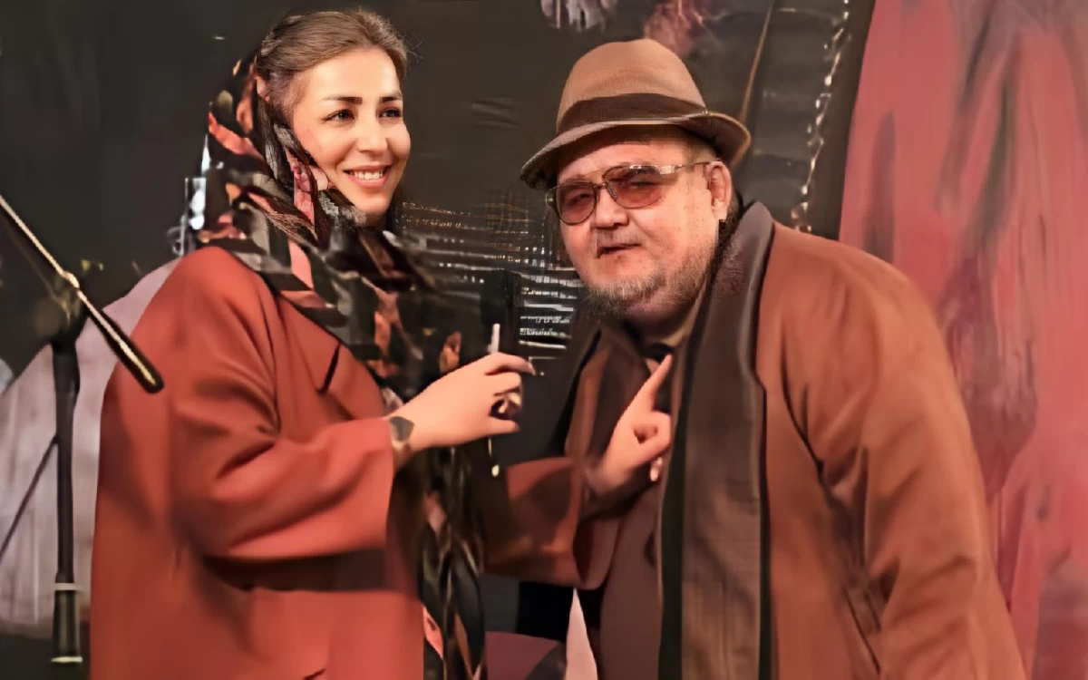 (ویدئو) شوخی جالب اکبر عبدی با همسرش؛ کسی به من زن نمیداد مگه اینکه آشنا باشه / ولی جا داشت ششمی رو هم داشته باشم😂