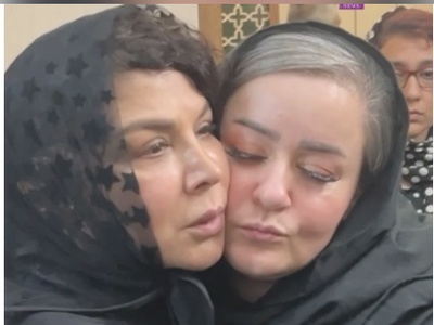 بازیگرانی که خودشون رو به مراسم ختم برادر شهر سلطانی رساندند؛ از حضور رویا میرعلمی، آشا محرابی، جلیل فرجاد تا ابراز همدردی احساسی نعیمه نظام‌دوست و اشکهای رویا میرعلمی+ویدیو