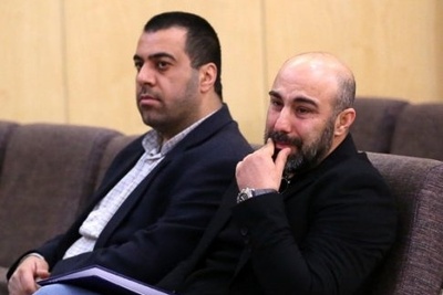 حضور علی اوجی، بهرام افشاری، سام درخشانی، مجید صالحی، احمد مهران فر و سایر بازیگران سریال پایتخت در مراسم ختم برادرزاده محسن تنابنده