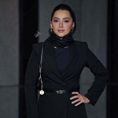 چرا نازنین بیاتی هر چه می‌پوشد به او می‌آید؟/ رمزگشایی از مهندسیِ استایل‌های جذاب خانم بازیگر برای قدبلندتر دیده شدن+ویدیو