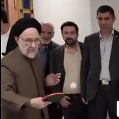 (ویدیو) پینگ‌پنگ بازی محمد خاتمی در یزد/ رئیس‌جمهور اسبق با بازی حرفه‌‌ای‌اش همه را حیرت‌زده کرده...