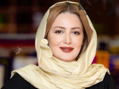 نگاهی به استایل خاص شیلا خداداد در جشن امضای کتابش؛ عبایی مشکی با بیش از 3000 سنگ کریستالی که اشعار مولانا روی آن نوشته شده+ویدیو/ مثل همیشه شیک و منحصربفرد