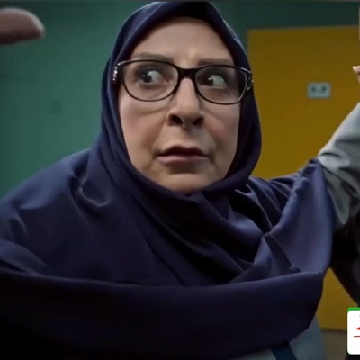 (ویدیو) سکانس جنجالی سریال آنتن: وقتی استادت سختگیر و مقرراتیه/ بیچاره خیلی فشاری شد!😂