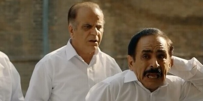 سکانسی خنده دار از مدرسه رفتن آقا رشید سرِ پیری+ویدیو/ آخر خنده‌ست🤣