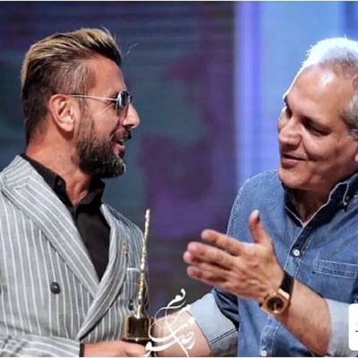 وقتی مهران مدیری وسط مراسم طاقت نیاورد: «امین، دلم ضعف رفت برات!» /«ما سلبریتی هستیم، تو چارلیبریتی!»