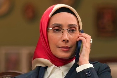 درخواست کمک از پلیس 110 با ترفند سفارش پیتزا به سبک سحر زکریا/ این سکانسُ صدبار هم ببینی کمه+فیلم