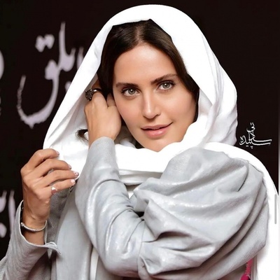 تصاویر کمتر دیده‌ شده از الناز شاکردوست و امیر جعفری در غسالخانه!