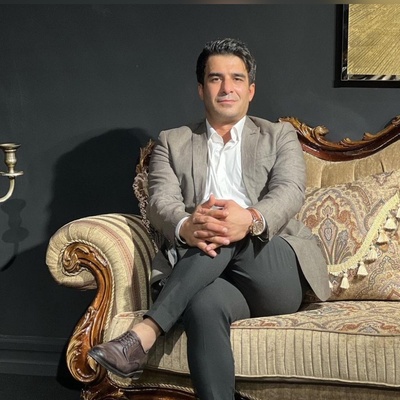 بزنین دست قشنگه رو که یوسف تیموری برای بار دوم داماد شد؛ عروس خانم جوان و خوش استایل رو پسندیدید؟