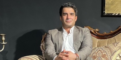 بزنین دست قشنگه رو که یوسف تیموری برای بار دوم داماد شد؛ عروس خانم جوان و خوش استایل رو پسندیدید؟