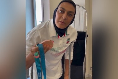 نگاهی به چیدمان منزل شهربانو منصوریان / این همه طلا رو یه جا دیده بودین؟