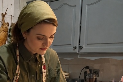 نیلوفر پارسا و آشپزخانه‌ای متفاوت؛ بررسیِ المان‌های طراحی که این فضا را گرم و صمیمی کرد