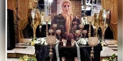 نگاهی به سینی‌های تزئین شده خرما، حلوا و دیزاین شیک شمع میز عزای هنرمندان پیشکسوت و جوان ایرانی که یادشان همیشه در قلب‌ها جاودان است+عکس