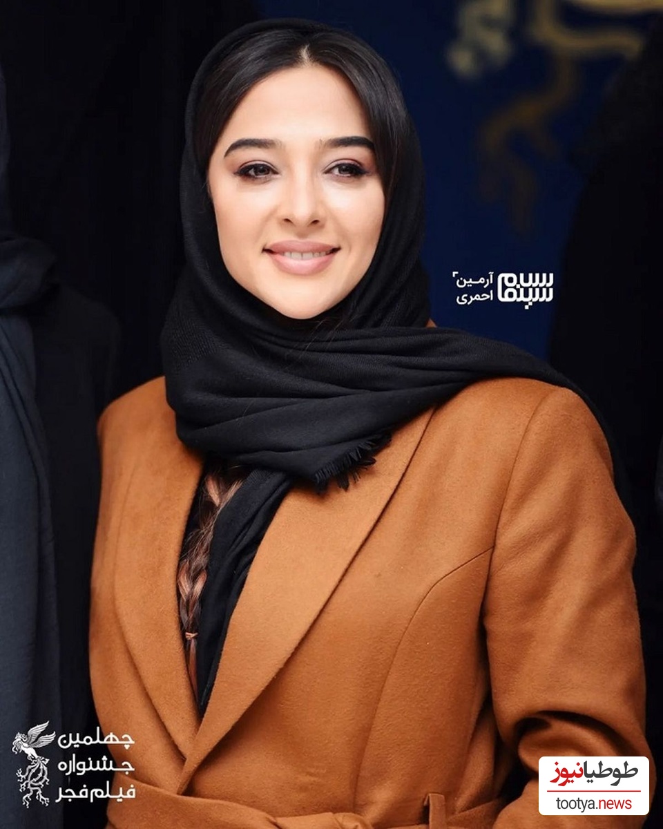 ژست هنری و دلبرانه آناهیتا درگاهی در باغ پرگل و زیبا