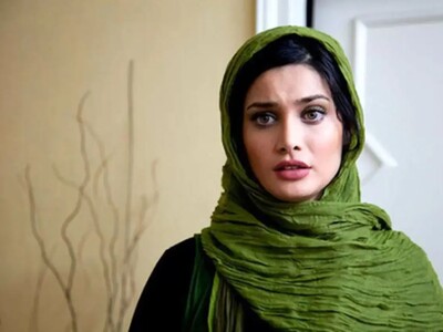 عکس+ تولد تینا آخوندتبار بازیگر "فیلم آزاد راه" با کیک تولد شیک و رمانتیک