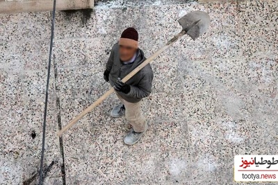 خلاقیت خنده دار اوستا بنای اهوازی برای صاف کردن چروک لباسش به وسیله بیل به جای اتو نشان داد ایرانیا در نبود امکانات شکوفا می شوند