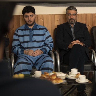 پسر قاتل پژمان جمشیدی وارد دنیای موسیقی شد! خواننده نسل جوان که از پشت میله‌های زندان به استیج رسید
