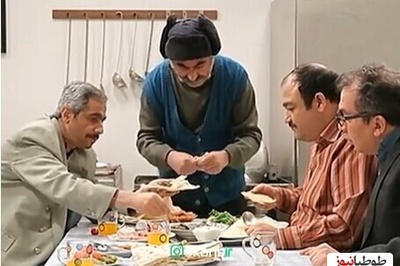 خنده دارترین پشت صحنه سریال "در حاشیه" با هنرنمایی سلاطین طنز، جواد رضویان، مهران مدیری و سیامک انصاری/ بلاخره فهمیدین اینجی سودیش کجاست؟!😂