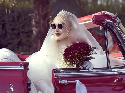 مقایسه جذاب ماشین عروس بازیگران ایرانی/ BMW بهاره رهنما، مرسدس بنز رضا گلزار و عروسش، بنز نوستالژیک آرام جعفری و مینا مختاری