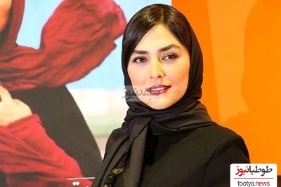نگاهی به استایل بسیار شیک و مدرن هدی زین العابدین در اکران فیلم آتابای ! ترکیب زیبا و خاص  پیراهن جین و پالتوی شتری چقدر دلبرش کرده!