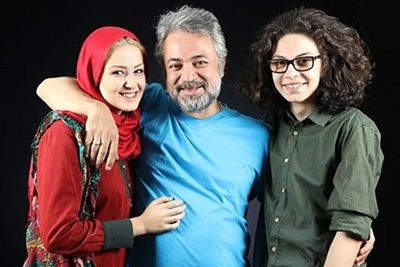 دکوراسیون خونه ساده و صمیمی حسن جوهرچی مزین به گل های آفتاب گردان
