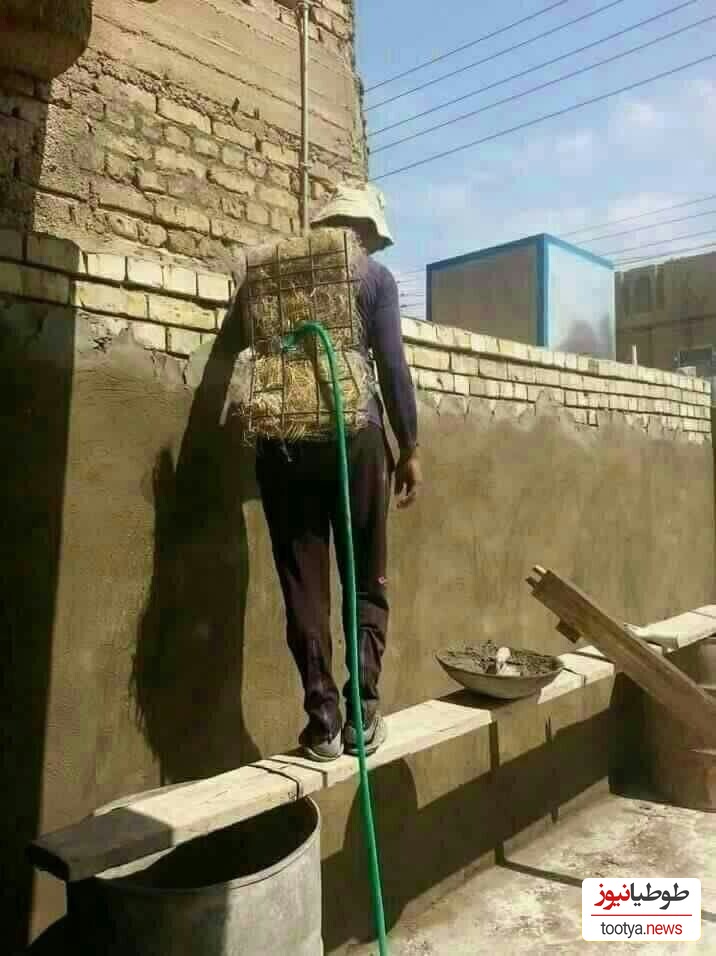 خلاقیت خنده دار اوستا بنایِ مراغه ای برای ساختن خونه رویاهاش با نمای ماشین بنز آخرین سیستم / امکانات 0 استعداد 100