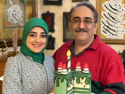 نگاهی به جشن تولد ستاره سادات قطبی با بادکنک آرایی و کیک تولد سفارشی+عکس