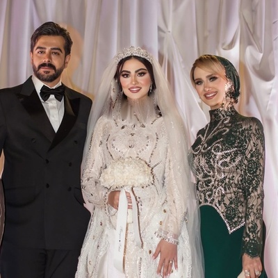 نگاهی به تیپ و استایل شیک و مجلسی مهمانان عروسی پر طمطراق و شاهانه مریم مومن و سهیل قاصدی: هلیا امامی، سیاوش خیرابی، السا فیروز آذر، مرجانه گلچین و سایر هنرمندان در عروسی