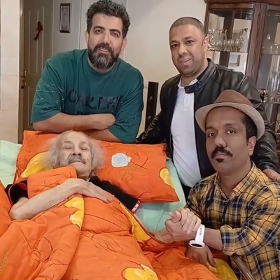 اوضاع خونه و زندگی سعید پیردوست زمانی که هنرمندان به عیادتشان رفته بودند/ بوفه اعیانی پر از بلور و کریستال، آشپزخانه مجهز، تخت مخصوص بیمارستان و...