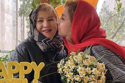 تلخ ترین سکانس شبنم قلی خانی بر سر خاک مادرش که دل میلیون ها انسان را به درد آورد/ دلم میخواد بغلت کنم اما با اینهمه خاک چه کنم؟ +فیلم