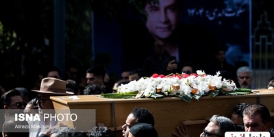 یادی کنیم از روزی که امید جهان در حال قدم زدن در قبرستان گفت به زودی خودمم میام اینجا.../ خاک به آغوشش کشید